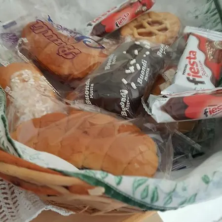 Zanea *